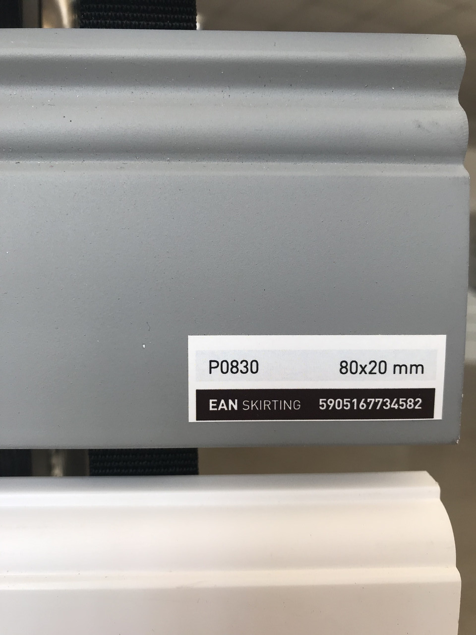 Плінтус підлоговий Arbiton VEGA P0830 (80x20x2400)