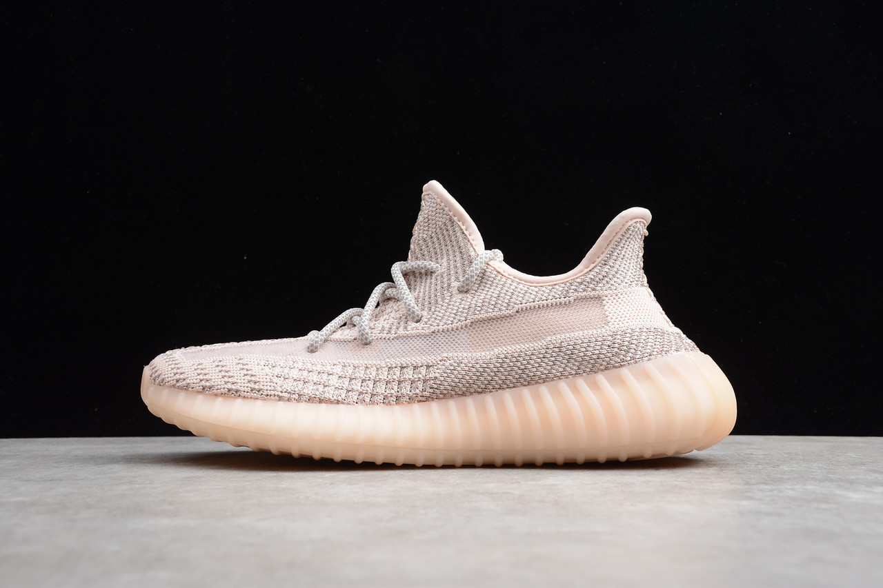 Купить Кроссовки женские Adidas Yeezy Boost 350 V2 / ADM