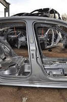 Стойка кузовная центральная правая VW Passat B7 USA 1.8 TSI 2012-2015 561-809-836