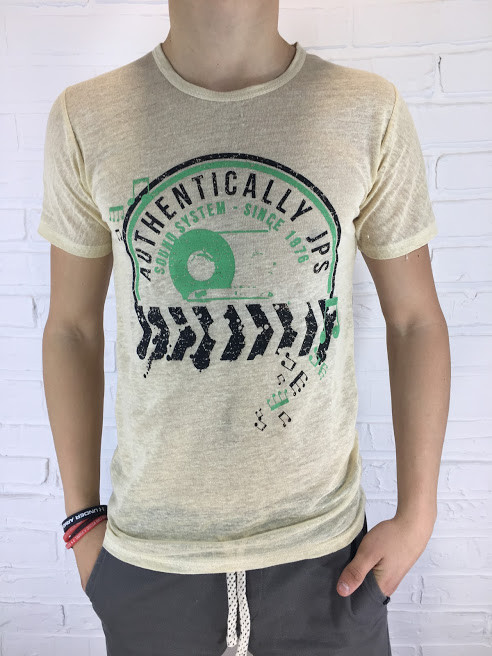 Футболка чоловіча Authentically кбежева L