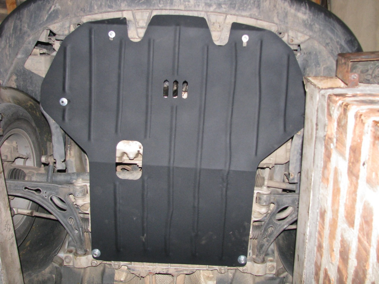 Захист двигуна Volkswagen TOURAN 2003 - 2.0 (двигун+КПП)