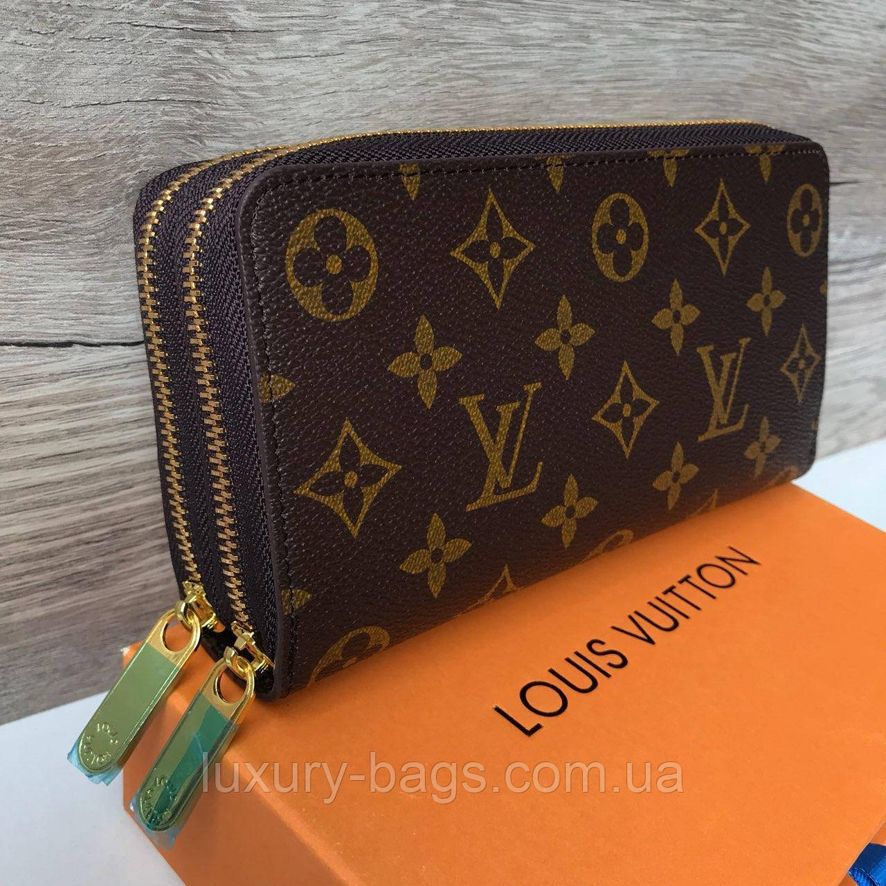 Жіночий гаманець Louis Vuitton дві блискавки