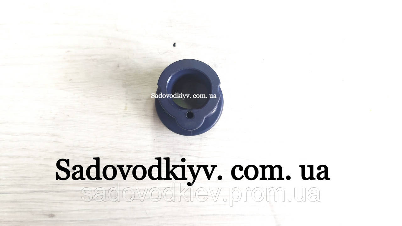 Патрубок/ коліно карбюратора бензопилки Oleo-Mac GS 44 (50050010R)