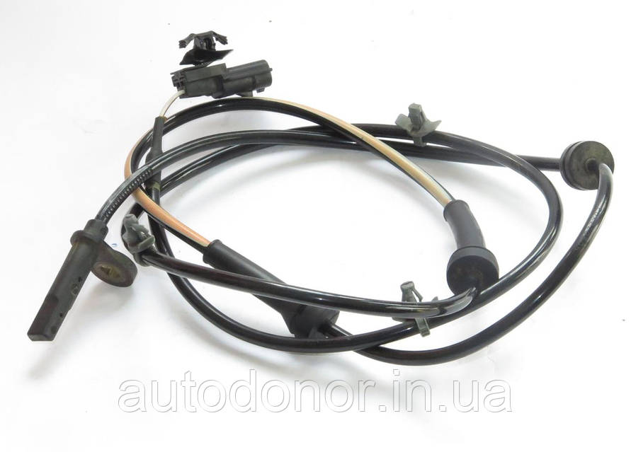 Датчик частоты вращения колеса (ABS) передний Nissan Leaf ZE0