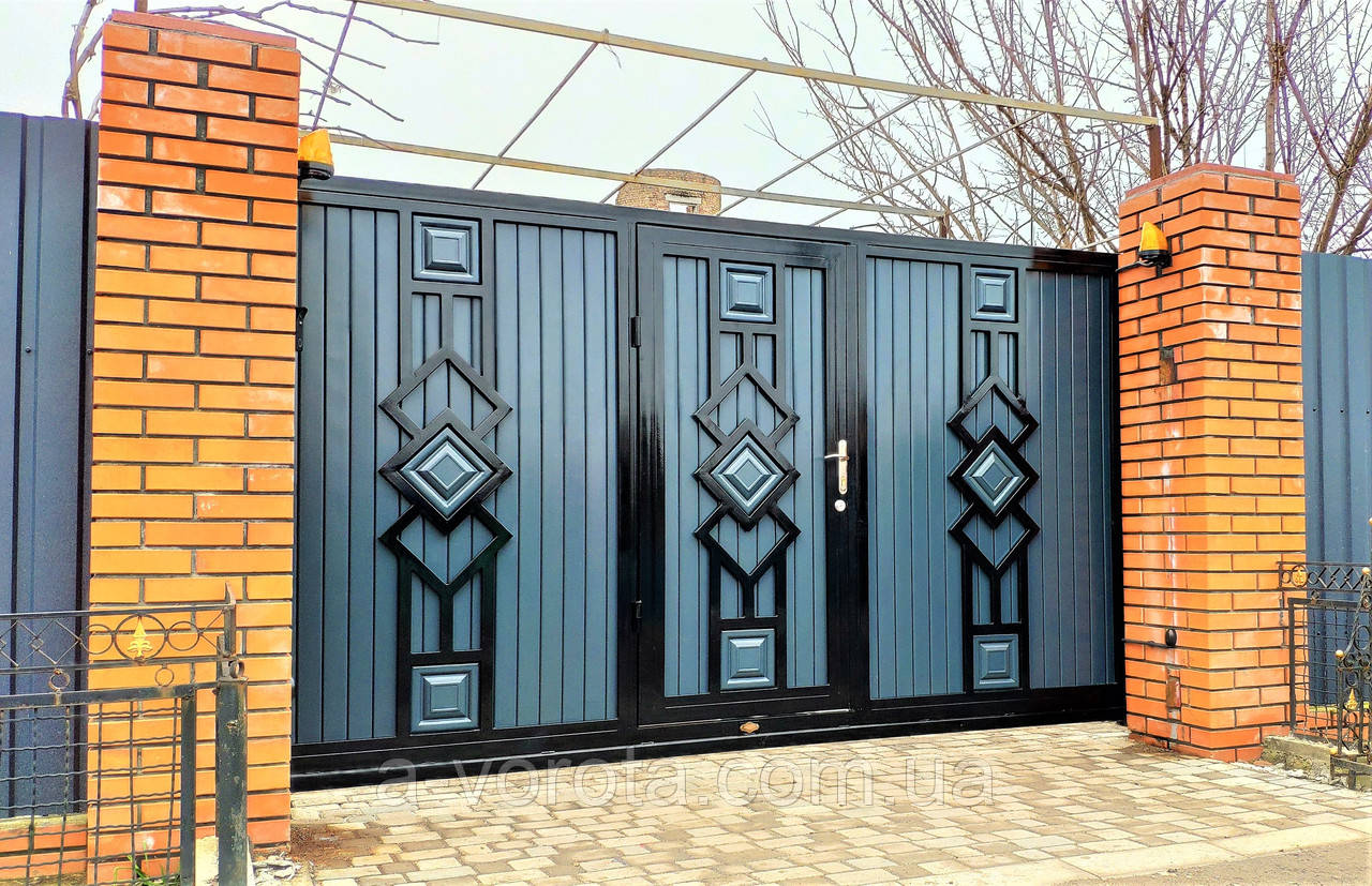 Металеві розсувні ворота TM Hardwick з врізний хвірткою ш3100 в2000 (дизайн Преміум)