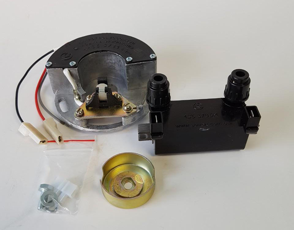 Мікропроцесорна безконтактна система запалювання 1135.3734 з котушкою запалювання 135.3705 М