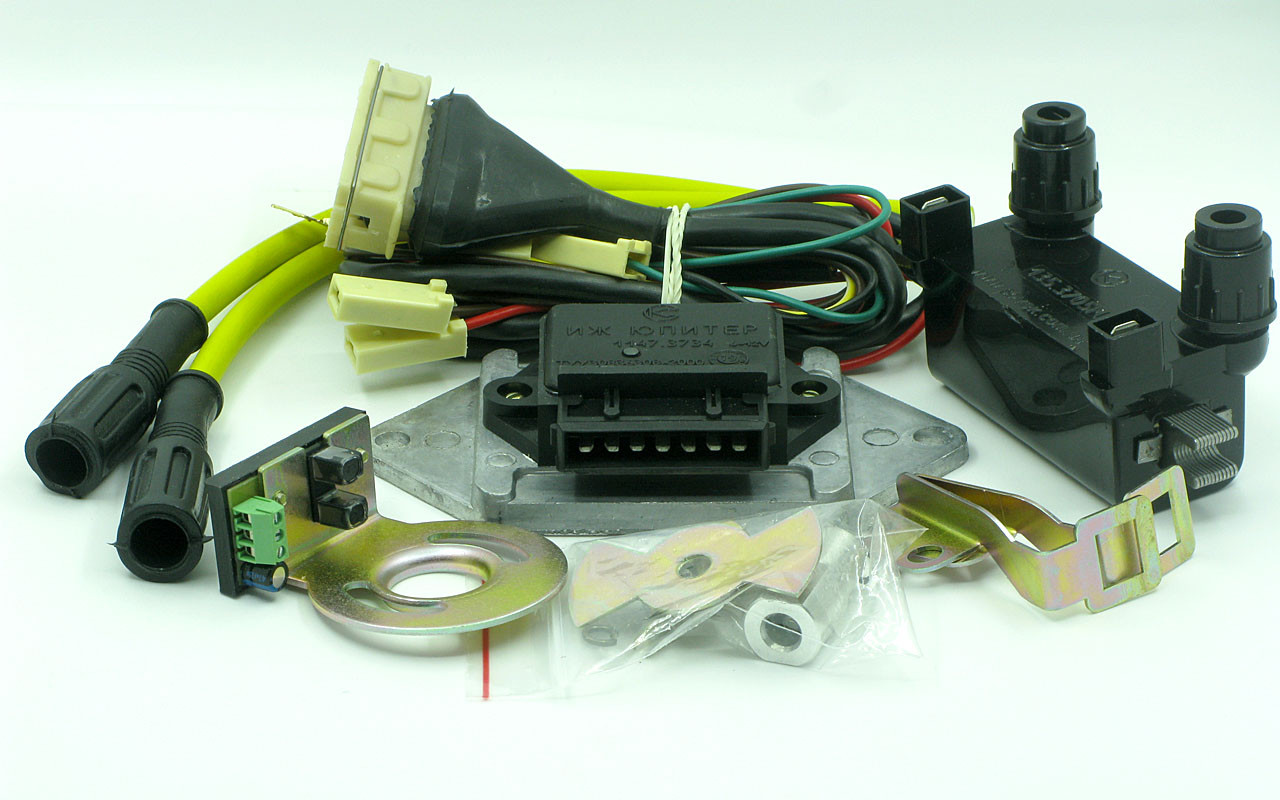 Мікропроцесорна безконтактна система запалювання (ІЖ-Юпітер) з котушкою запалювання і високовольтними проводами