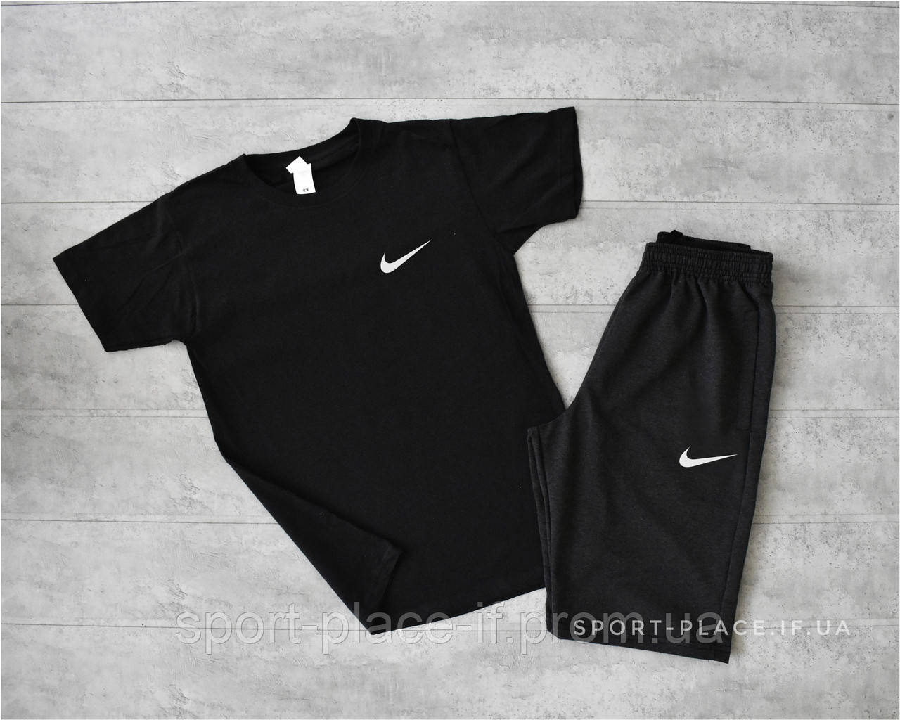 Літній комплект шорти і футболка Nike (Найк) (чорна футболка , темно сірі шорти з білим лого) маленький лого
