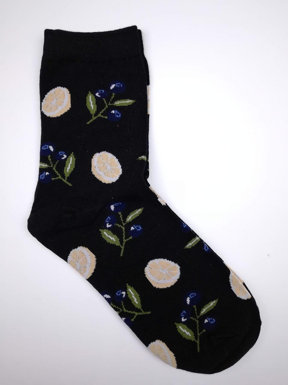 Шкарпетки з малюнками жіночі чорні принт "Лимон і лохина"