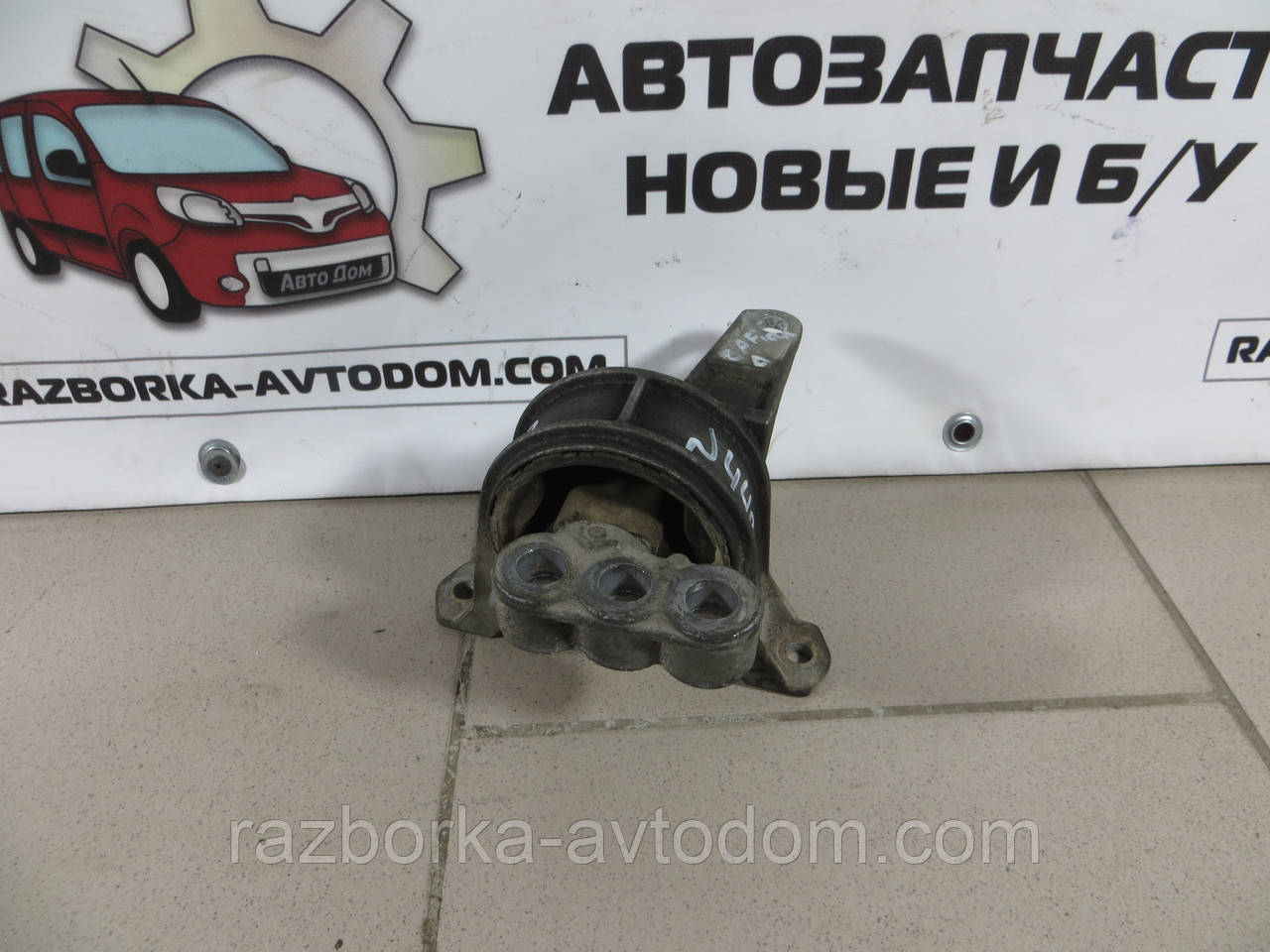 Подушка (опора) двигуна права Opel Zafira A, Astra G (1999-2005) 2,0DTI OE: 90576049