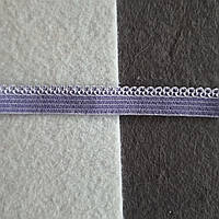 Гумка 8 мм бузкова з ажурним краєм, колір блакитний бузковий