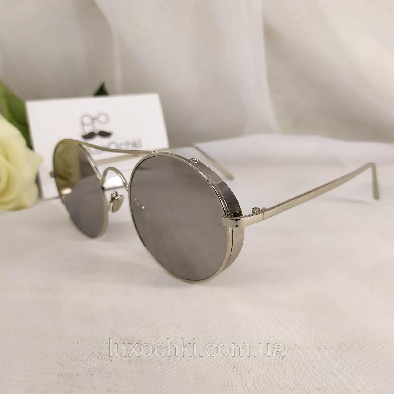 Круглые стильные солнцезащитные очки в металлической оправе с шорами зеркальные