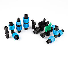 Садовий поливальний інвентар.