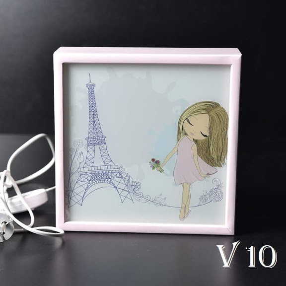 Світильник дитячий рожевий "Дівчинка в Парижі"