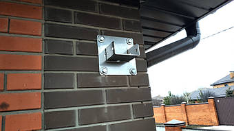 Козырек для входной двери в Новоалександровке 2х3.26 м. 1