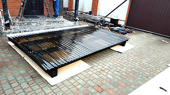 Козырек для входной двери в Новоалександровке 2х3.26 м. 9