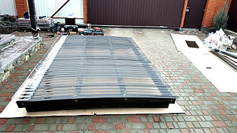 Козырек для входной двери в Новоалександровке 2х3.26 м. 10