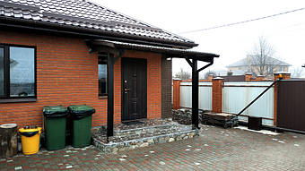 Козырек для входной двери в Новоалександровке 2х3.26 м. 26