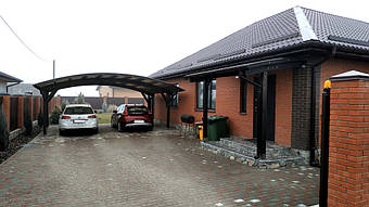 Козырек для входной двери в Новоалександровке 2х3.26 м. 30