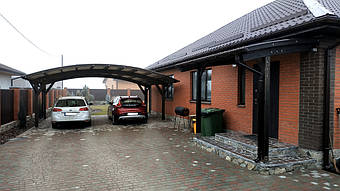 Козырек для входной двери в Новоалександровке 2х3.26 м. 33