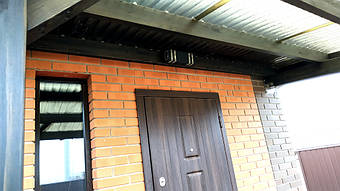 Козырек для входной двери в Новоалександровке 2х3.26 м. 50