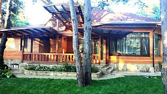 Козырек для входной двери 9х7 м. 2