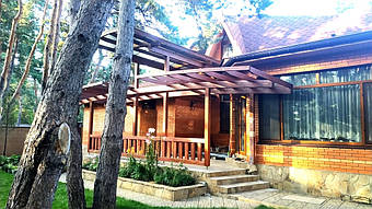 Козырек для входной двери 9х7 м. 9