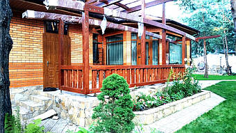 Козырек для входной двери 9х7 м. 17