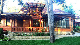 Козырек для входной двери 9х7 м. 23