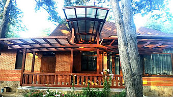 Козырек для входной двери 9х7 м. 27