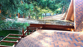 Козырек для входной двери 9х7 м. 32