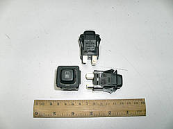 Вимикач відкриття пасажирських дверей зелений 3842.3710-08.46-01М (вир-во "Авар")