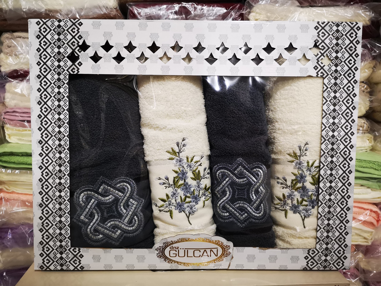 Махровые полотенца 4шт Gulcan Турция - фото 1 - id-p1152878080