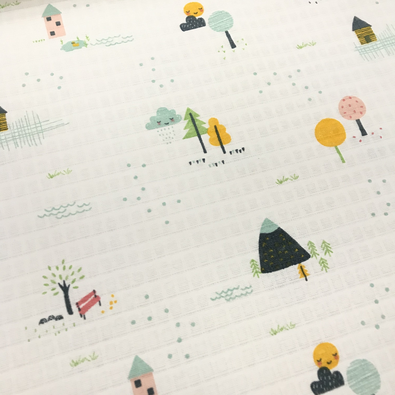 Тканина муслін Двошарова на фланелевій основі будиночки та дерева на білому (шир. 1,6 м), фото 1