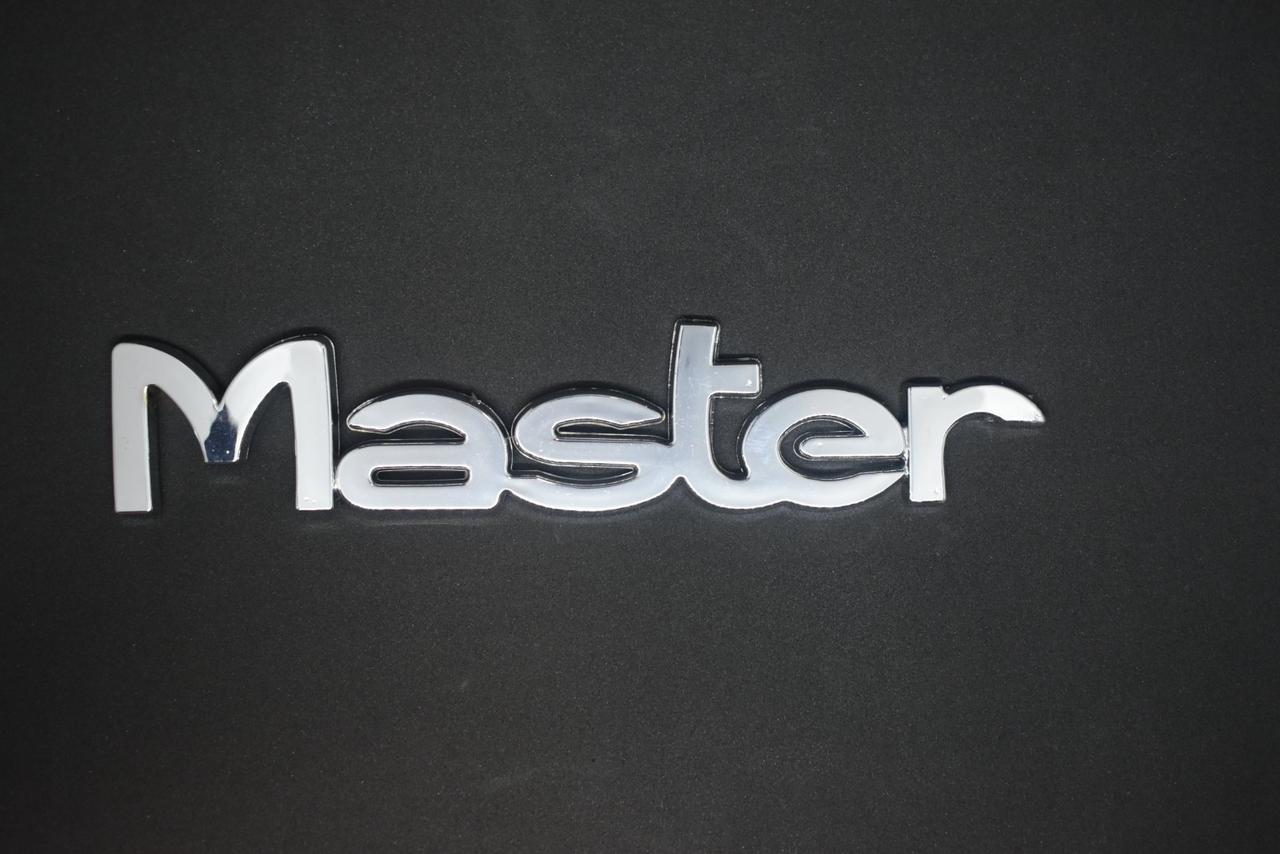 Емблема, логотип напис Master