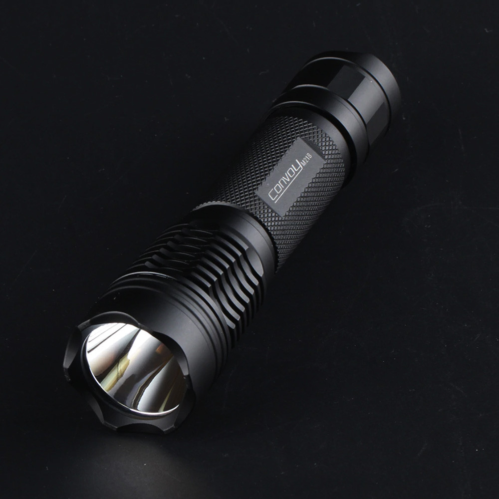 Ліхтарик для активного відпочинку Convoy M21B SST40 6500K