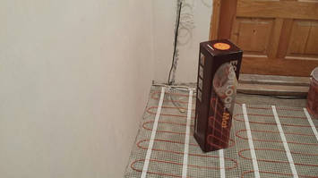 МОНТАЖ ТЕПЛОЇ ПІДЛОГИ У КОРИДОРІ ( НАГРІВАЮЧИЙ МАТ ) ЧЕХІЯ