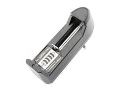 Універсальний зарядний пристрій 18650 CR123a EU