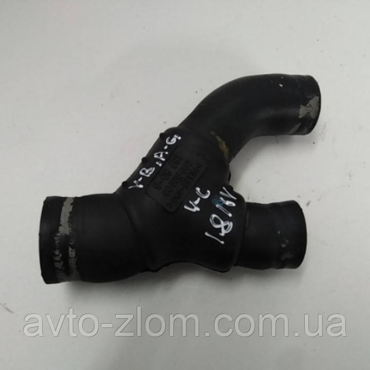 Патрубок системи охолодження Opel Vectra B, Vectra C, Astra G 1,8 16 V. 90536633., фото 1