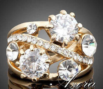 Кільце жіноче з австрійськими кристалами, покрите золотом код 796