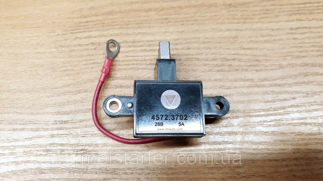Регулятор напруги генератора 4572.3702 (КАМАЗ Євро-0, Євро-1, МАЗ, 3122.3771-01, 3142.3771-01) 28,4 В, 5А