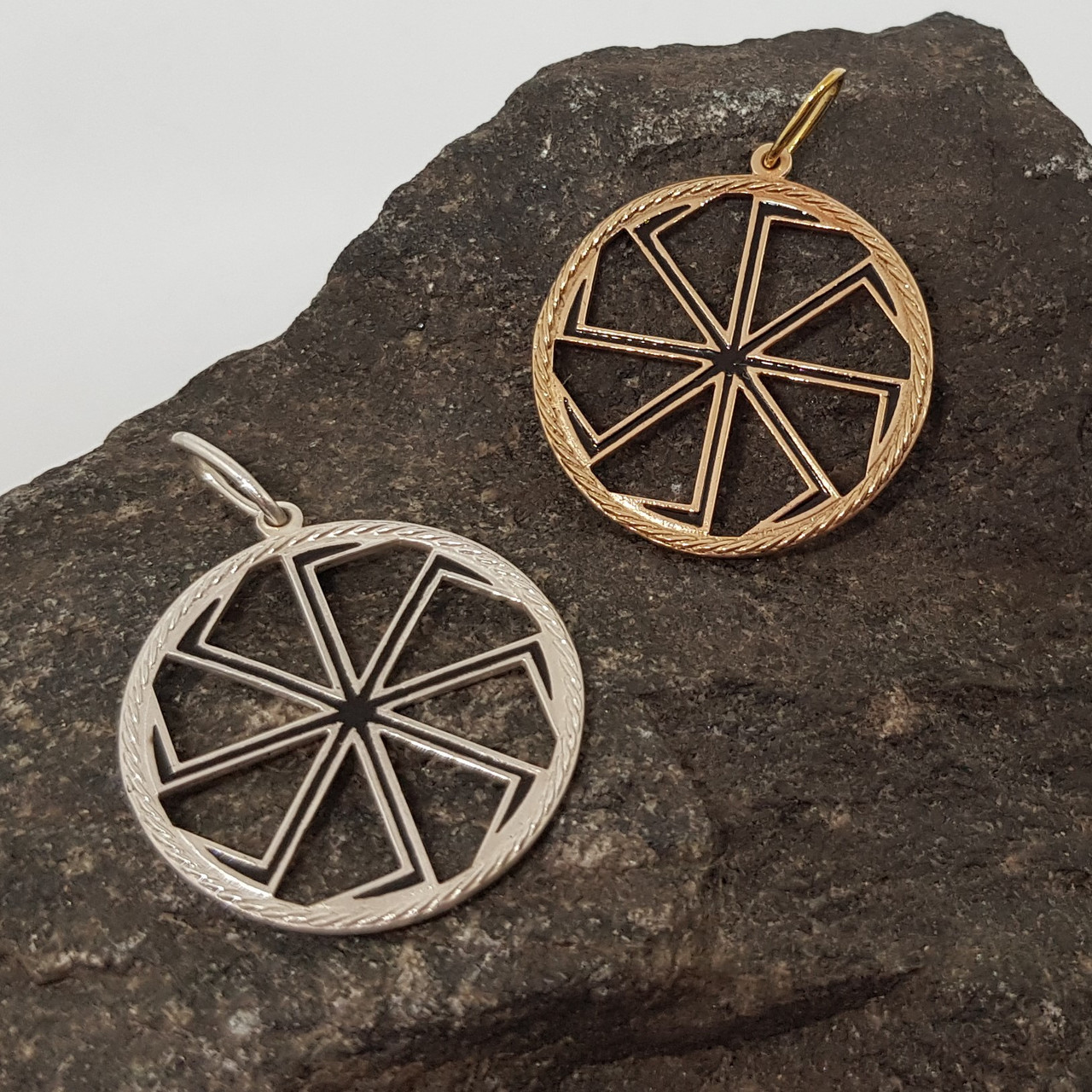 Коловрат оберіг амулет слов'янський рідновірчий