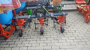 Культиватор міжрядний Wirax 3-секційний, бритви (Польща)