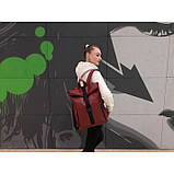 Зручний жіночий рюкзак роллтоп чорний екокожа (якісний кожзам) міський, повсякденний, фото 9