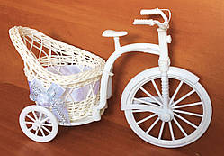 Велосипед для квітів білий