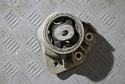 Опора заднього редуктора 4E0599133C AUDI A8 D3 4.2 V8