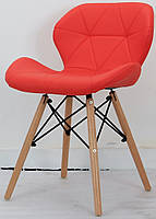 Стул Invar красный 05 экокожа на деревянных ножках, скандинавский стиль, дизайн Charles Eames