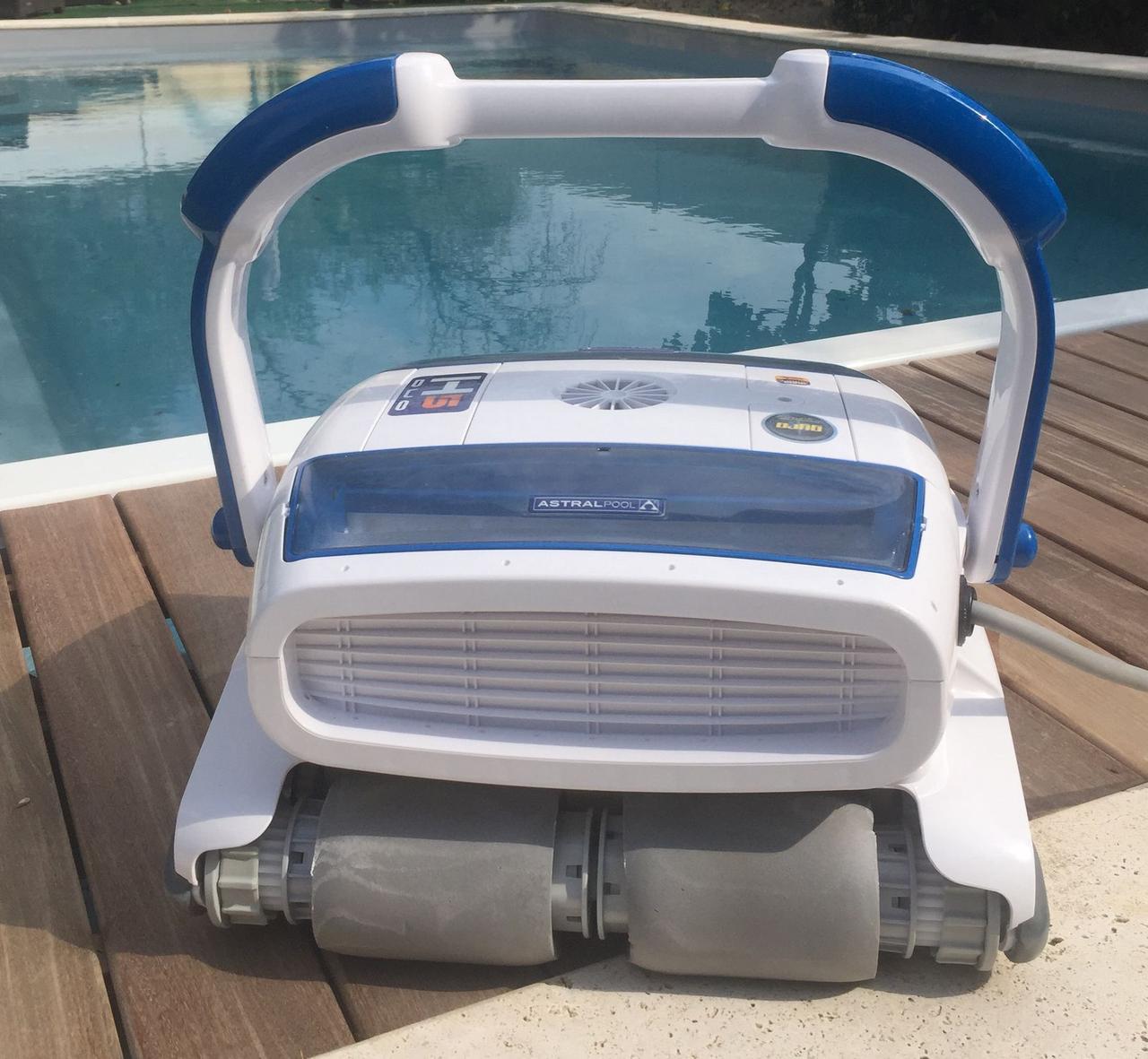 Робот-пилосос до басейну AstralPool H5 DUO