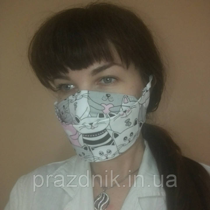 Маска захисна тришарова