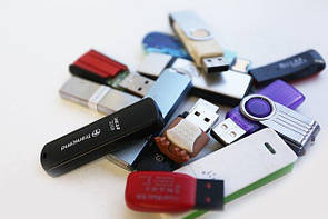 Картрідер.USB флешки та SD
